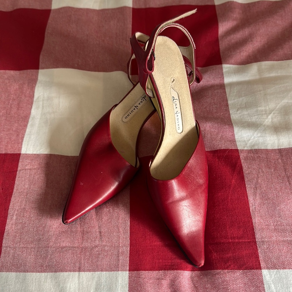 Very fun red/yellow heel shoe